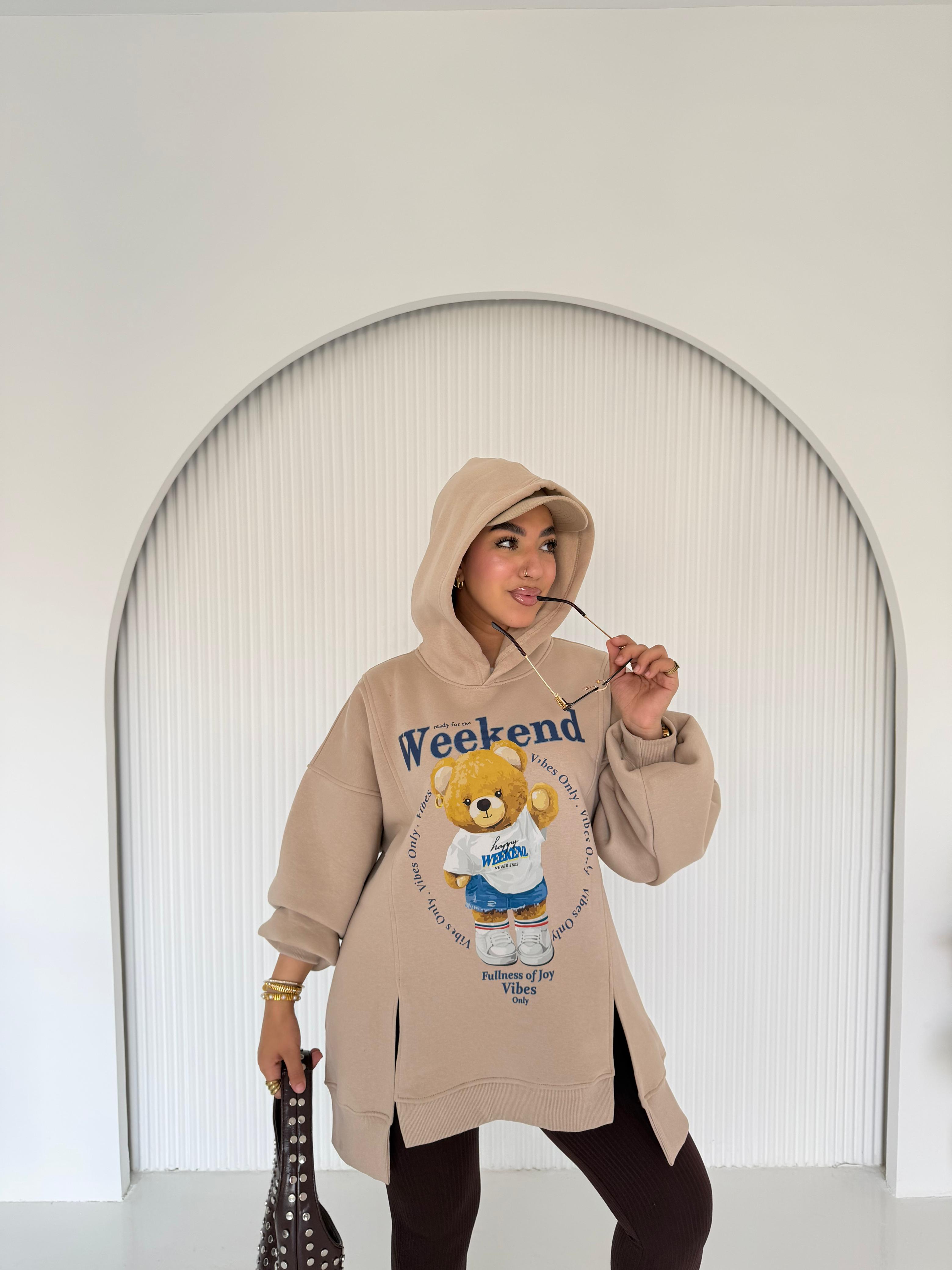 Weekend Bear hoodie